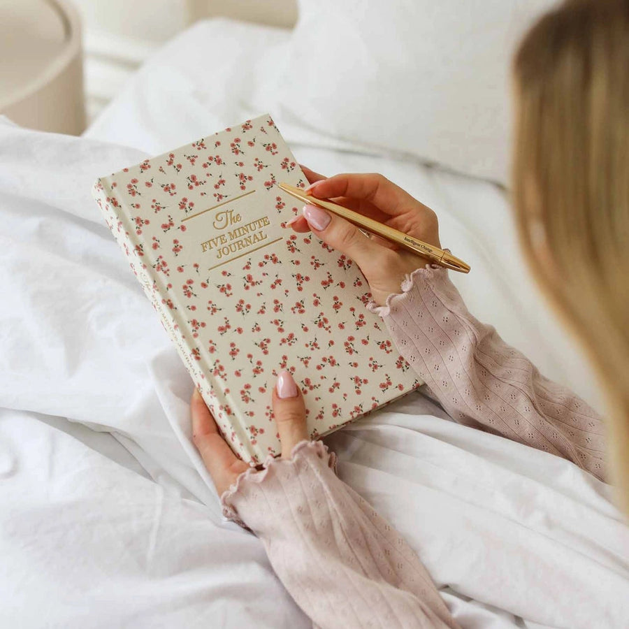 The Five Minute Journal Dainty Rose Cover