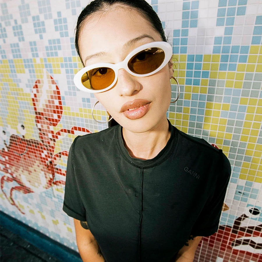 Tumblr top girl sunglasses